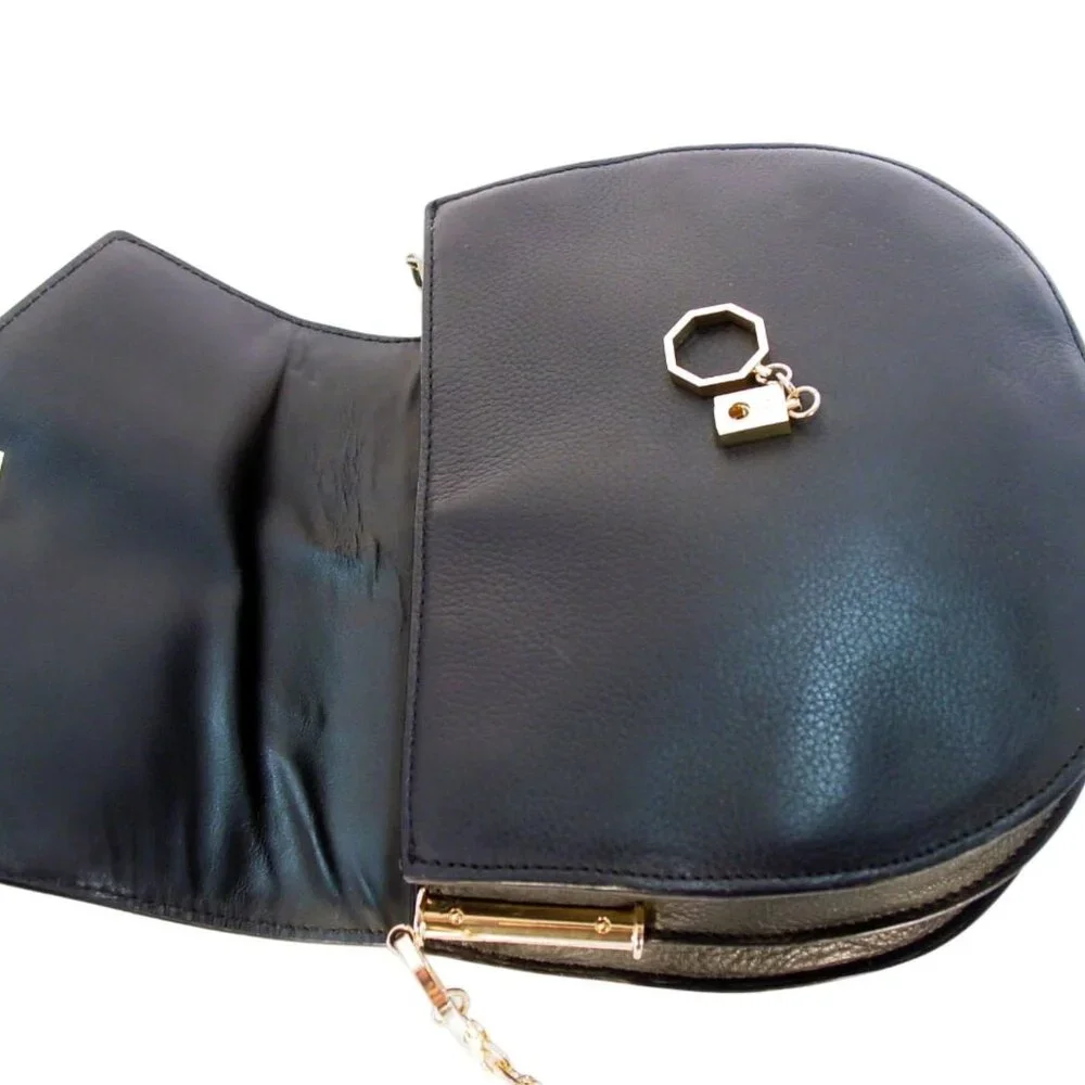 LOUISE et CIE Jael $278 Leather Crossbody Gold Chain Strap Bag - Picture 6 of 9